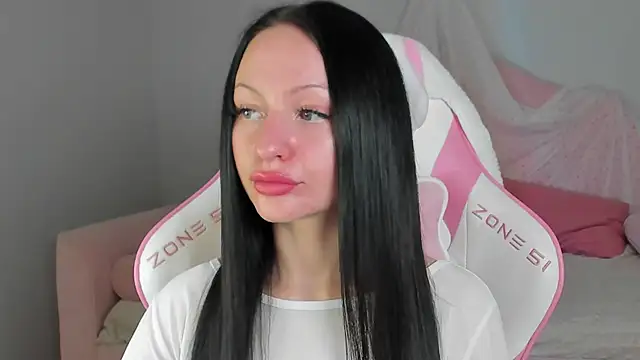 NaomiBlakes online show from December 2025 05:28:01 AM