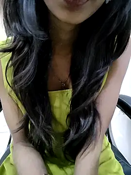 Snapshot of -AYUSHI01 chatting on November 2025 08:14:01 AM -AYUSHI01 online show from November 2025 08:14:01 AM