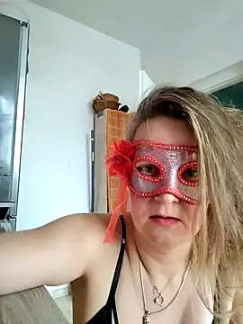 Snapshot of MissShlem chatting on November 2025 12:49:02 PM MissShlem online show from November 2025 12:49:02 PM