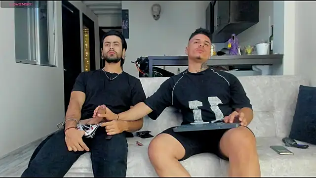 heteros curious online show from November 2025 03:02:01 PM