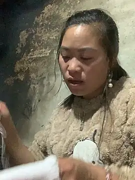 hotel222 online show from November 2025 01:01:01 PM