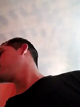 Snapshot of Logan_hetero1 chatting on November 2025 06:40:02 PM Logan hetero1 online show from November 2025 06:40:02 PM