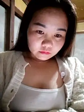 One-two22 online show from November 2025 10:12:01 PM