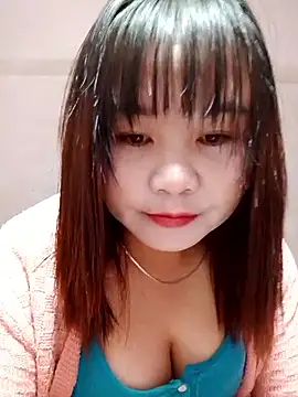 One-two22 online show from December 2025 12:33:02 PM