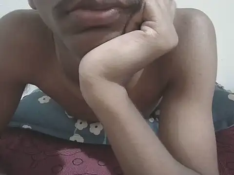 FreakyCharmXOXO online show from November 2025 12:40:01 PM