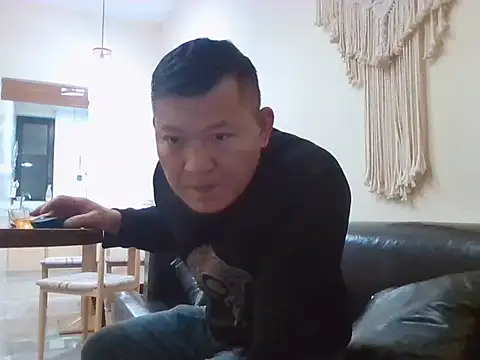 klasdjhasid online show from December 2025 10:02:01 AM