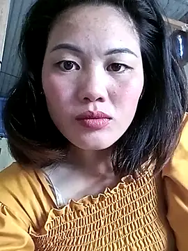 lynae-0 online show from November 2025 06:46:02 AM