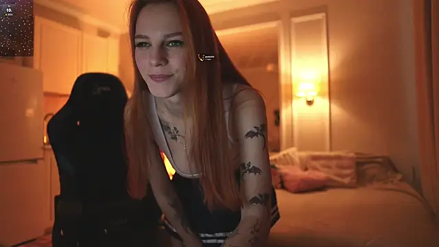 Snapshot of _alice_meyss_ chatting on November 2025 09:43:02 AM alice meyss online show from November 2025 09:43:02 AM