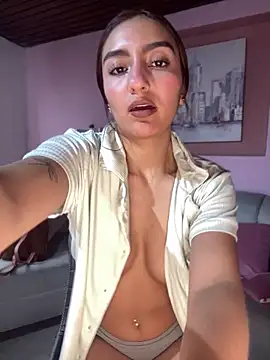 ZoeJohnson Pink online show from November 2025 12:41:02 PM