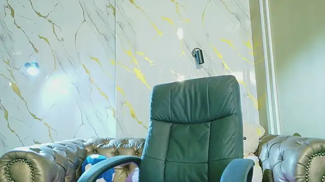 Cloe16  online show from January 2026 03:45:01 AM