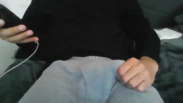 latinman7944 online show from February 2026 06:56:02 AM