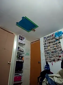 Bizcochitoc4 online show from November 2025 12:50:02 PM