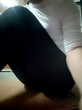 LianLaz online show from February 2026 04:02:02 PM