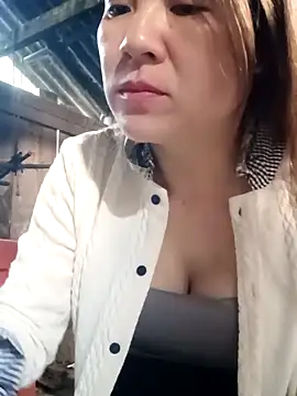 Lily-ross22 online show from December 2025 12:38:02 AM