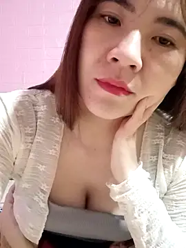 Lily-ross22 online show from December 2025 04:45:02 PM