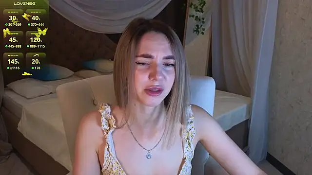 molly crystal online show from January 2026 01:31:02 AM