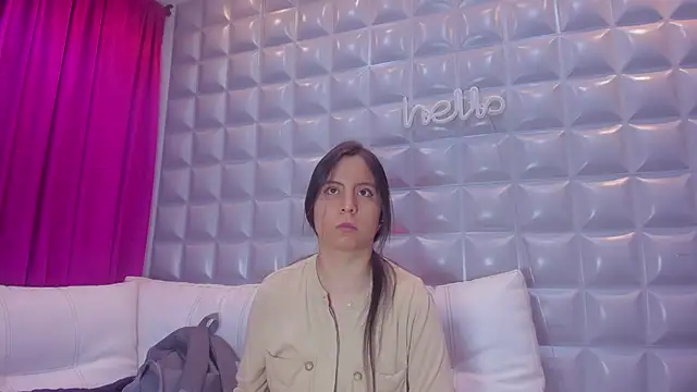 sol-angel online show from December 2025 03:49:02 PM