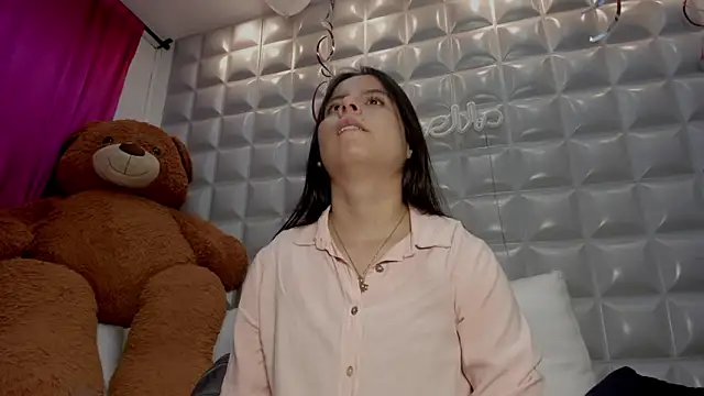 sol-angel online show from February 2026 03:52:02 PM