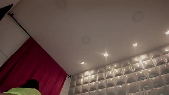 sol-angel online show from February 2026 04:08:01 PM