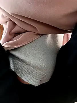 Snapshot of NariShow chatting on January 2026 02:16:01 AM NariShow online show from January 2026 02:16:01 AM