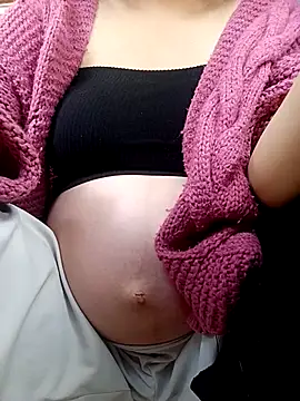 Snapshot of NariShow chatting on January 2026 05:12:02 AM NariShow online show from January 2026 05:12:02 AM