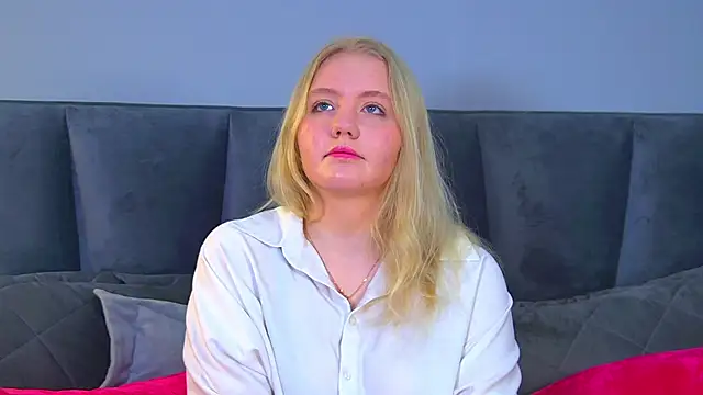 EmilyEvanse online show from December 2025 06:29:02 AM