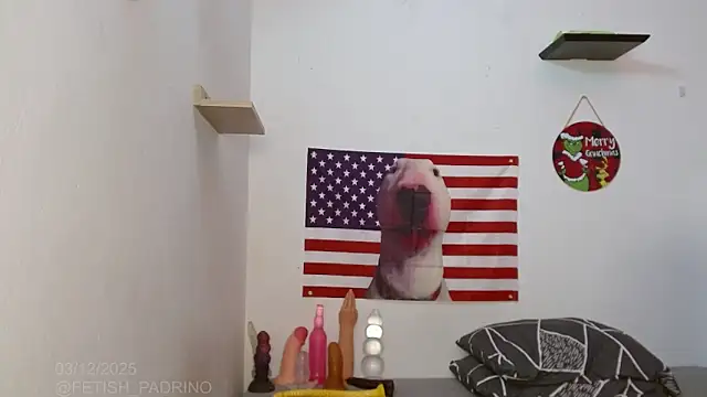 holegape online show from December 2025 07:56:02 PM