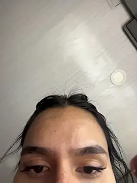 SaraAndrade  online show from March 2026 12:04:01 AM