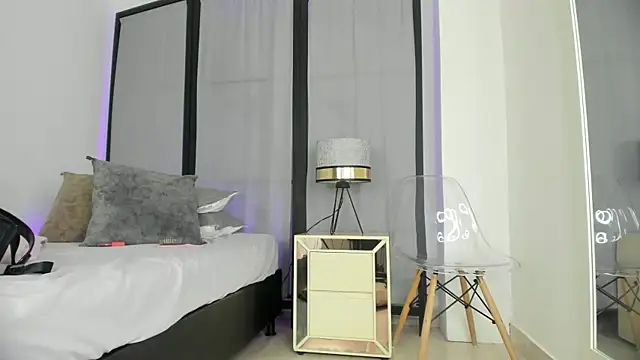 Snapshot of niicole_steele_ chatting on April 2026 11:11:01 PM niicole steele online show from April 2026 11:11:01 PM