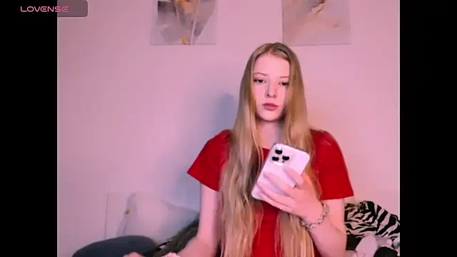 Snapshot of _Milana_Sparkl75_ chatting on January 2026 07:19:02 PM Milana Sparkl75 online show from January 2026 07:19:02 PM