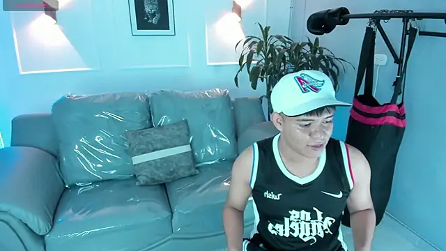 Paul 27  online show from December 2025 03:12:02 AM