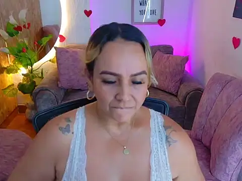 Aunty milf online show from January 2026 07:08:02 PM