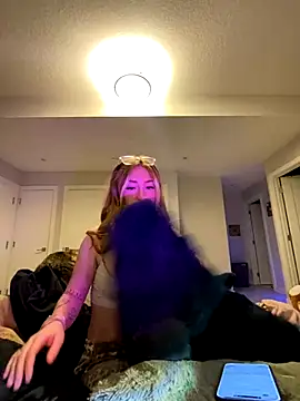 Snapshot of SienaLowel chatting on November 2025 02:11:01 AM SienaLowel online show from November 2025 02:11:01 AM