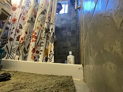 xxxenzo1 online show from January 2025 06:13:01 PM