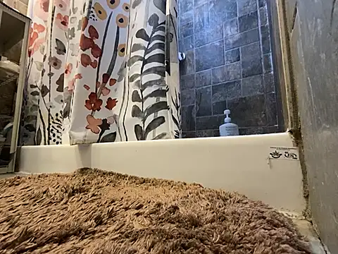 xxxenzo1 online show from March 2025 04:54:01 PM