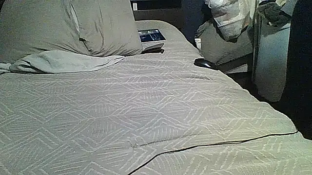 xxxenzo1 online show from September 2025 04:23:02 AM