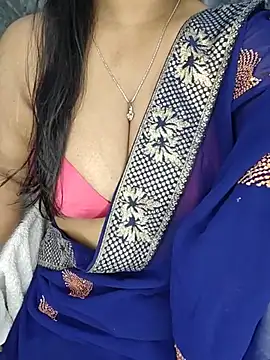 Snapshot of Curvy_Pooja chatting on May 2026 12:50:01 AM Curvy Pooja online show from May 2026 12:50:01 AM