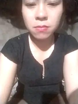 tieutam122 online show from February 2026 01:27:02 PM