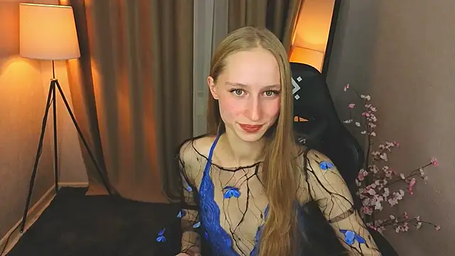 Le0nSky online show from November 2025 09:41:02 PM