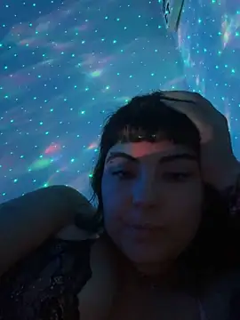 lolamuamua online show from December 2025 05:04:02 AM