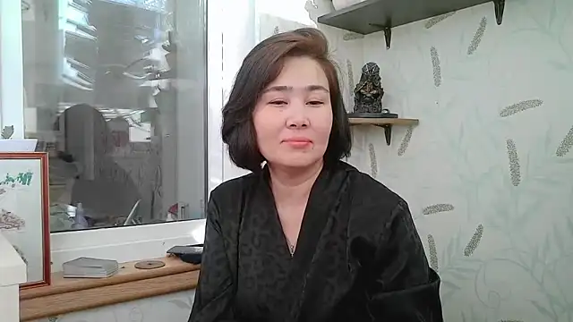 Nettie Allie online show from December 2025 08:51:02 AM