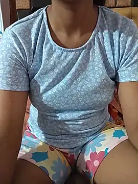 Snapshot of RASHMI_SHARMA9 chatting on May 2026 05:51:01 PM RASHMI SHARMA9 online show from May 2026 05:51:01 PM