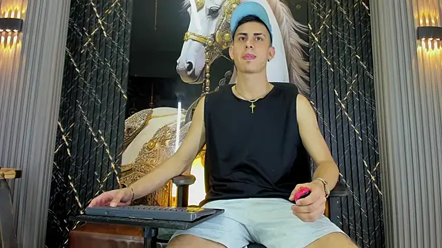 twink scott  online show from March 2026 08:39:01 PM