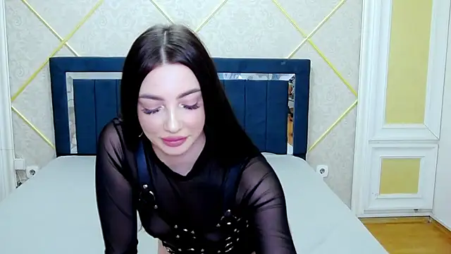 Snapshot of SaraElisse chatting on November 2025 08:21:02 PM SaraElisse online show from November 2025 08:21:02 PM