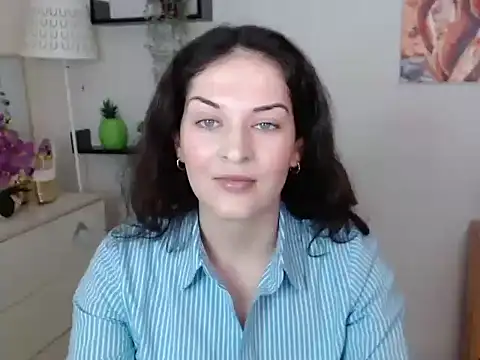 Scarletfree online show from November 2025 07:00:02 AM