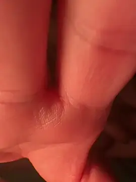 Snapshot of powq05 chatting on November 2025 09:05:02 PM powq05 online show from November 2025 09:05:02 PM