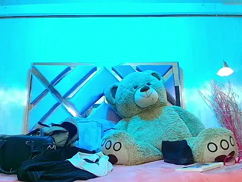 Snapshot of Dark_Dominika chatting on November 2025 08:00:01 PM Dark Dominika online show from November 2025 08:00:01 PM