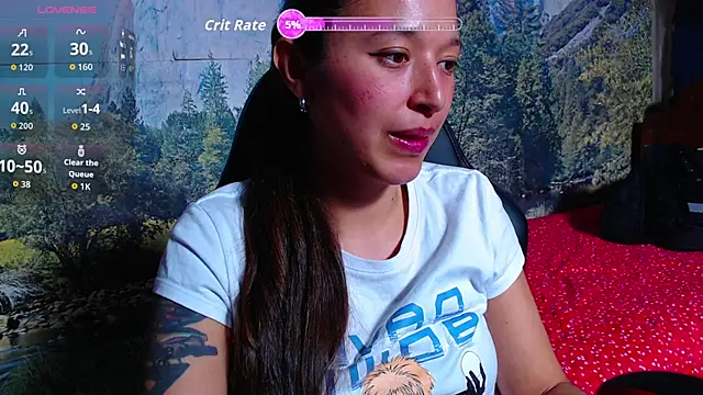 Snapshot of luanablood chatting on November 2025 04:30:01 PM luanablood online show from November 2025 04:30:01 PM