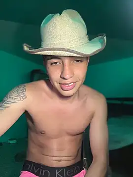 Snapshot of pabonsitoo chatting on December 2025 03:12:02 AM pabonsitoo online show from December 2025 03:12:02 AM