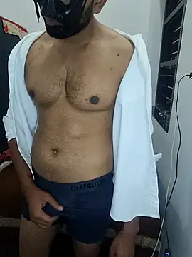 Amit22122 online show from January 2026 12:36:01 AM